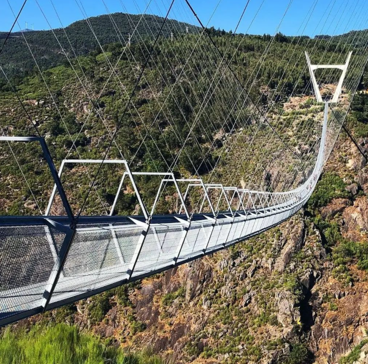 Pedras que parem pedras”: fenómeno único no mundo para conhecer em Arouca -  Litoral Magazine